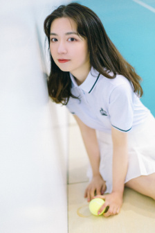 叶璇走光